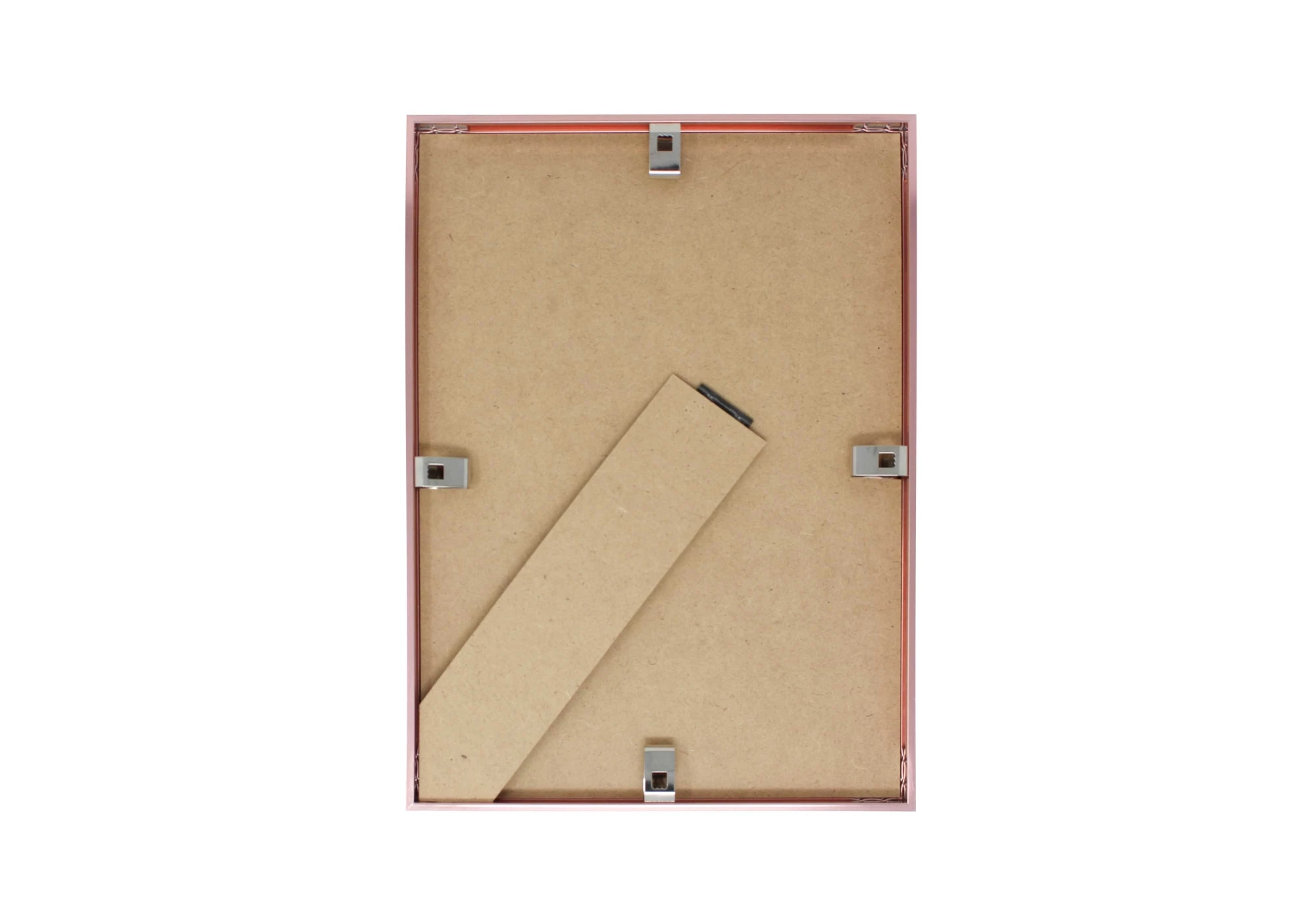 Découvrez ce cadre photo A4 en aluminium rose, idéal pour sublimer vos affiches et posters. Sa finition élégante s'intègre harmonieusement dans votre décoration intérieure. Parfait pour mettre en valeur votre art et vos souvenirs ! Ce cadre dispose d'un pied pour pouvoir être posé.