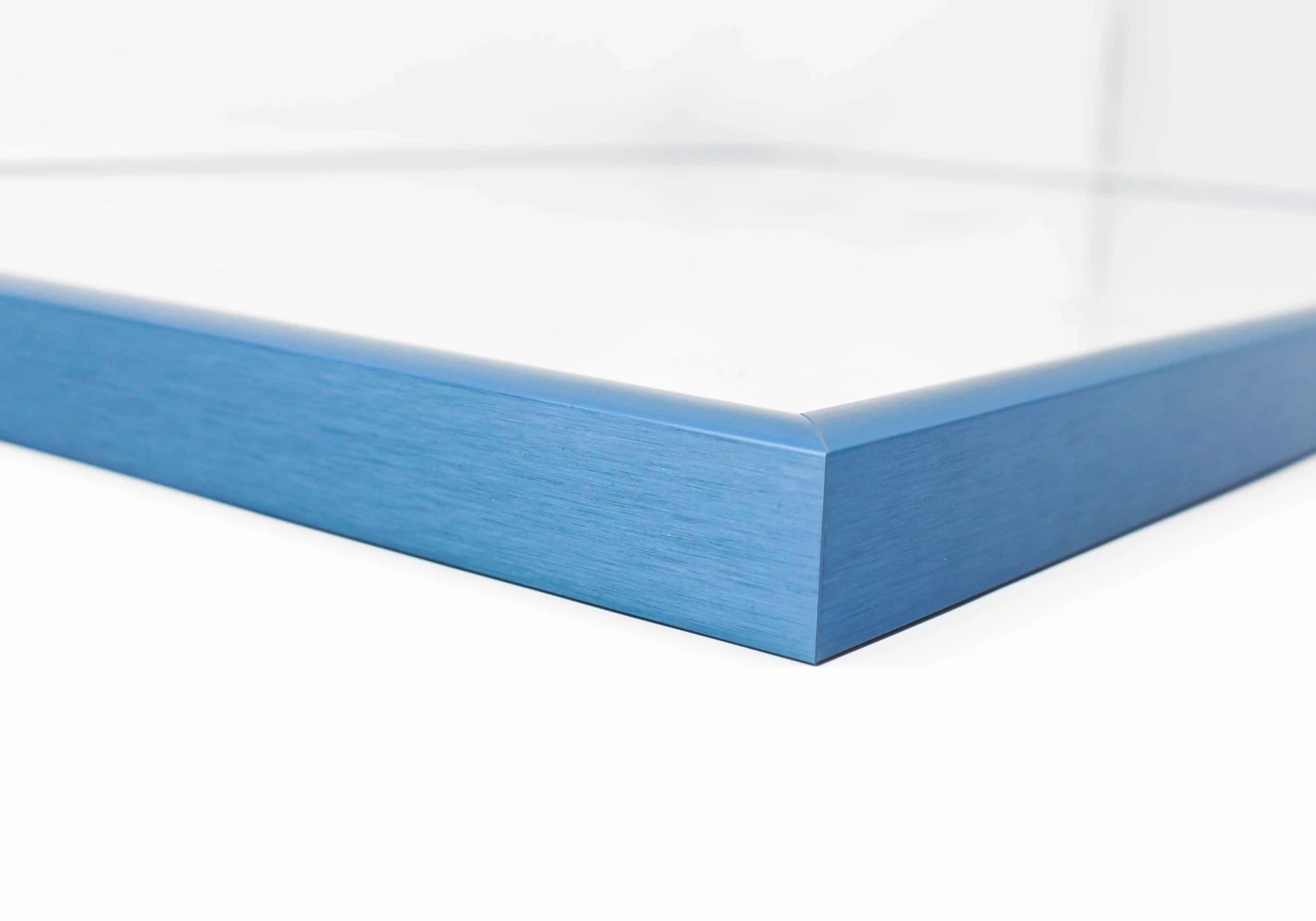 Cadre photo A1 élégant en aluminium bleu pour affiches du même format soit 59,4x84,1 cm.