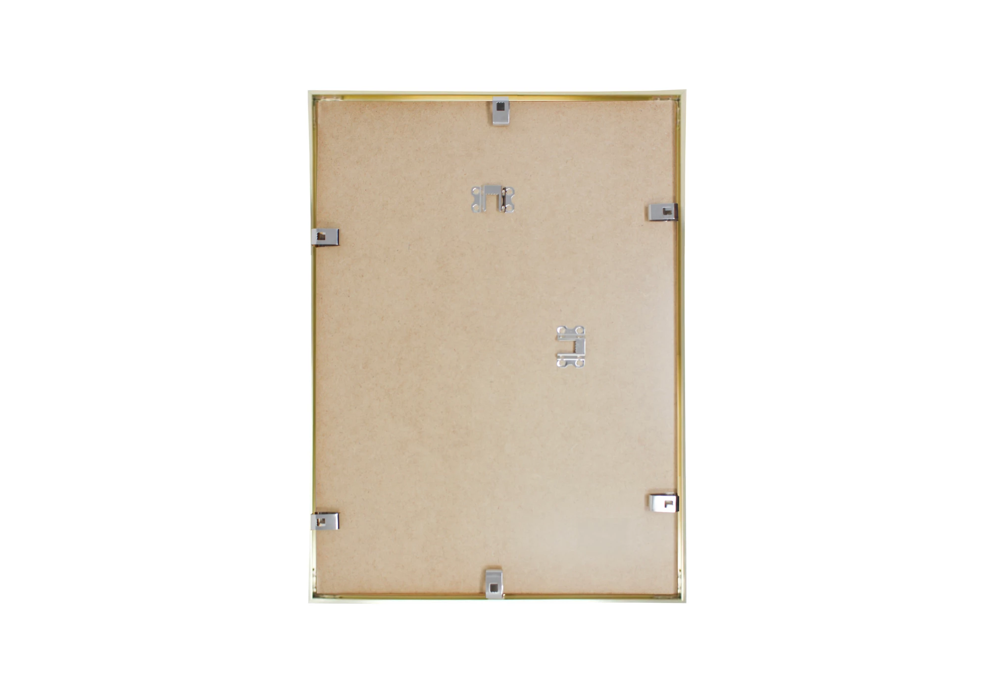 Découvrez ce cadre photo A1 en aluminium doré, idéal pour sublimer vos affiches et posters. Sa finition élégante s'intègre harmonieusement dans votre décoration intérieure. Parfait pour mettre en valeur votre art et vos souvenirs !