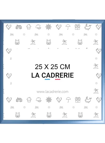 Découvrez notre élégant cadre 25x25cm en aluminium bleu, idéal pour sublimer posters et affiches. Ce cadre photo 25x25cm, au design moderne, rehausse votre décoration intérieure, ajoutant une touche sophistiquée à tout espace.