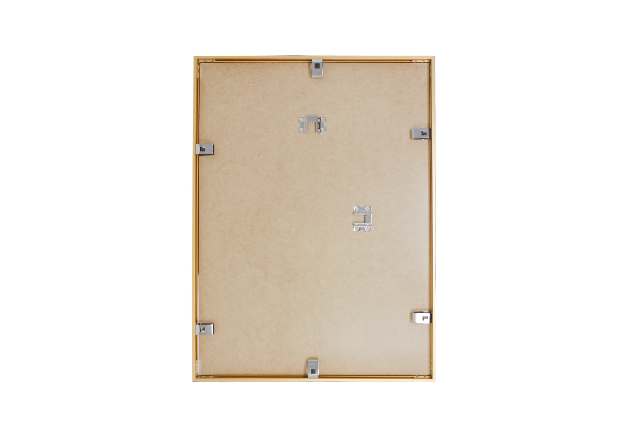 Découvrez ce cadre photo A2 en aluminium or cuivré mat, idéal pour sublimer vos affiches et posters. Sa finition élégante s'intègre harmonieusement dans votre décoration intérieure. Parfait pour mettre en valeur votre art et vos souvenirs !